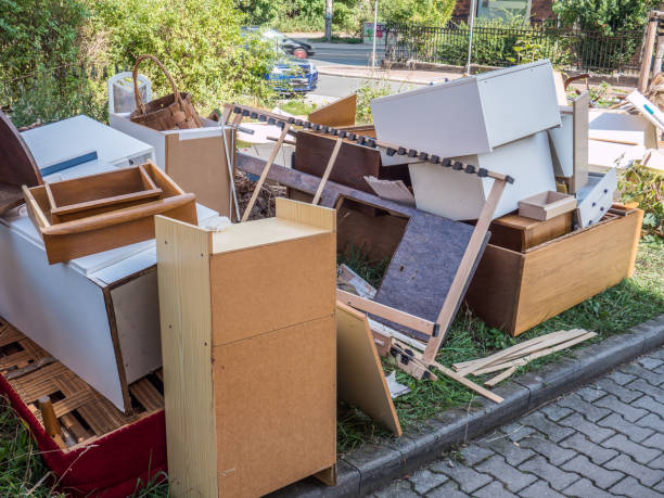 Best Furniture Removal  in Mitchellville, IA